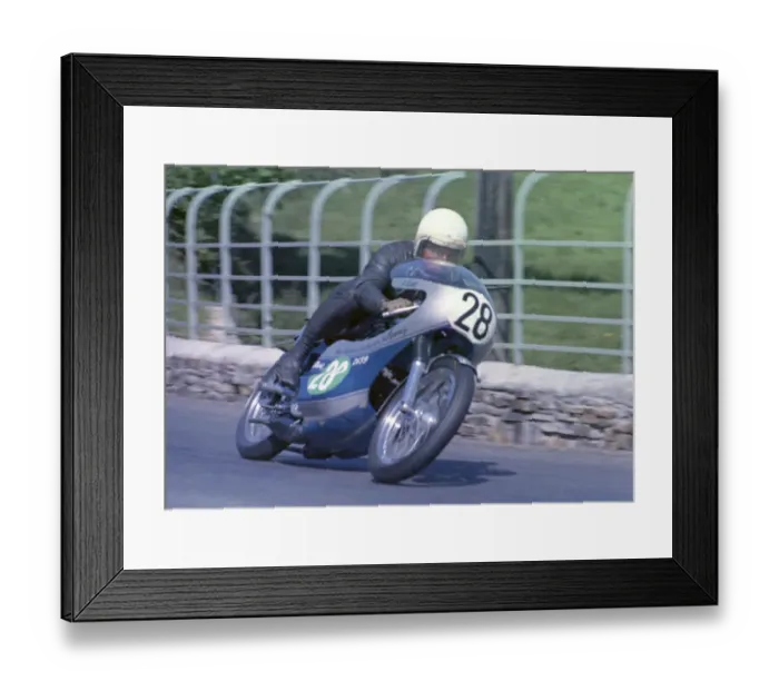 Framed Print : Gerry Mateer (Yamaha) 1973 Lightweight TT Framed Print : Gerry Mateer (Yamaha) 1973 Lightweight TT
