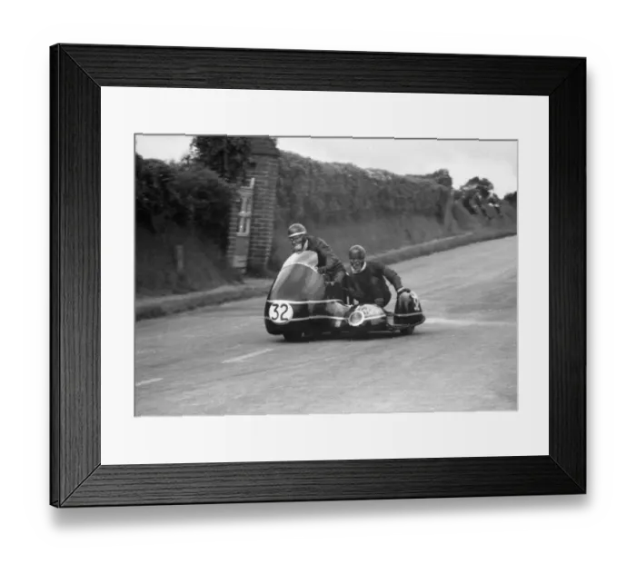 Framed Print : Tom Jackson & W F Blair (Norton) 1960 Sidecar TT Framed Print : Tom Jackson & W F Blair (Norton) 1960 Sidecar TT