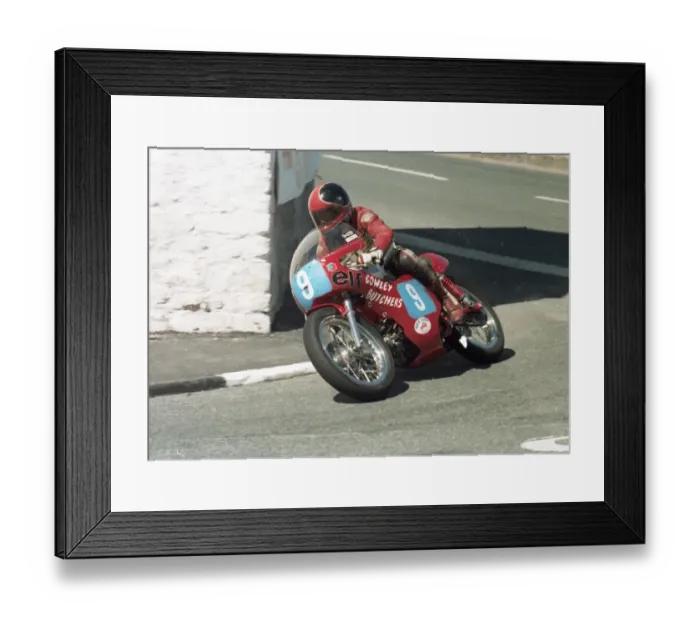 Framed Print : Mike Booys (Blandon Aermacchi) 1989 Junior Classic TT Framed Print : Mike Booys (Blandon Aermacchi) 1989 Junior Classic TT