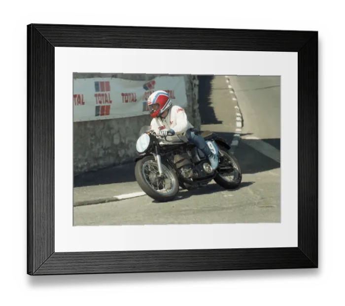 Framed Print : Chris McGahan (Norton) 1989 Junior Classic TT