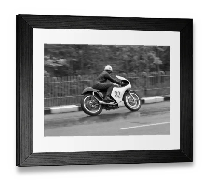 Framed Print : Norman Archard (Matchless) 1965 Senior Manx Grand Prix Framed Print : Norman Archard (Matchless) 1965 Senior Manx Grand Prix