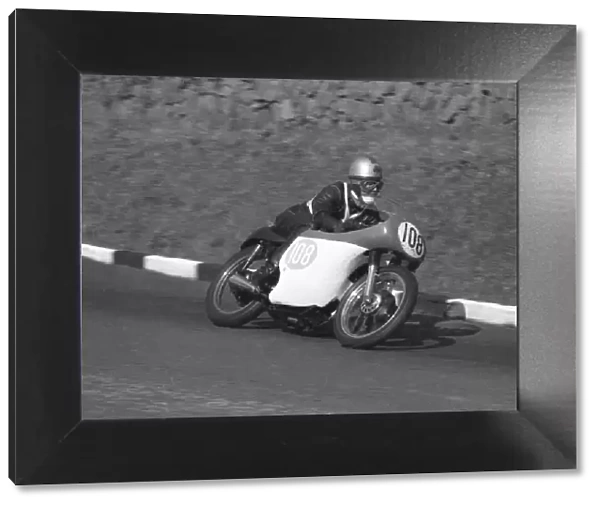 Geoff Morgan (AJS) 1965 Junior Manx Grand Prix
