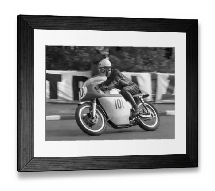 Framed Print : Geoff Morgan (Norton) 1966 Senior Manx Grand Prix Framed Print : Geoff Morgan (Norton) 1966 Senior Manx Grand Prix