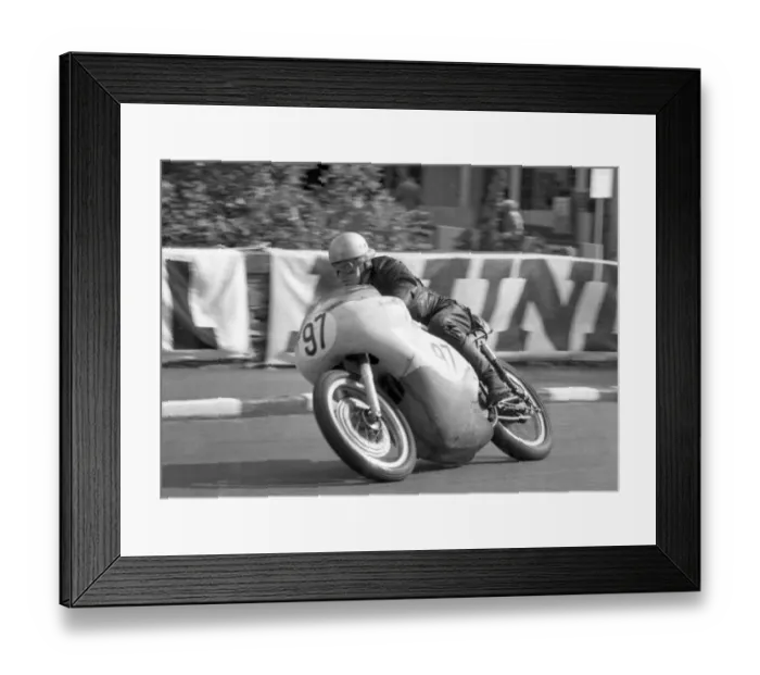 Framed Print : Brian Warburton (Norton) 1966 Senior Manx Grand Prix Framed Print : Brian Warburton (Norton) 1966 Senior Manx Grand Prix