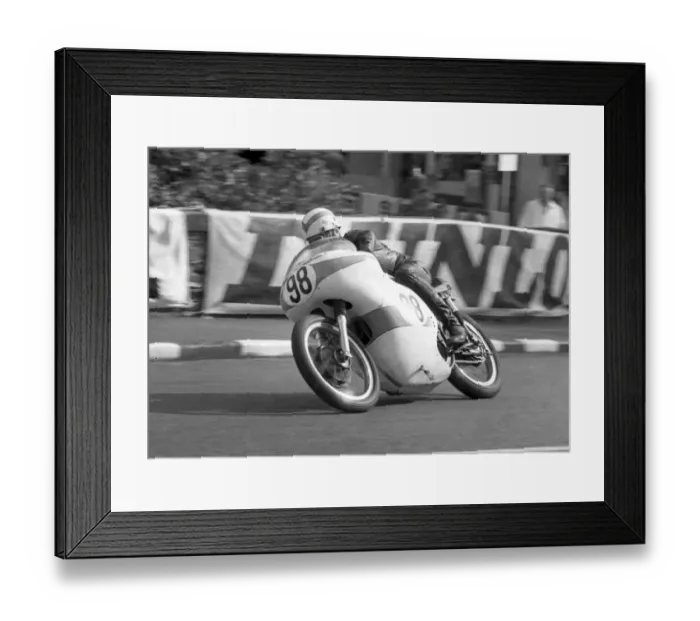Framed Print : Michael Dixon (Norton BSA) 1966 Senior Manx Grand Prix Framed Print : Michael Dixon (Norton BSA) 1966 Senior Manx Grand Prix