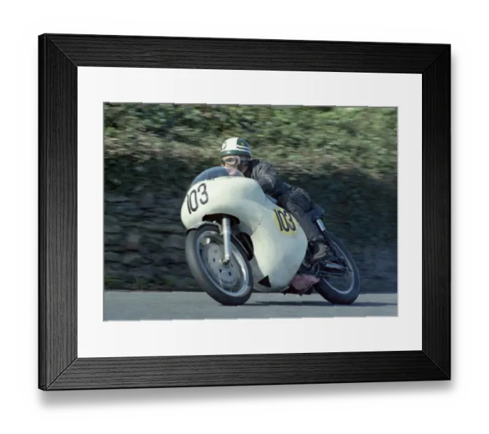 Framed Print : Maurice Hodges (Norton) 1967 Senior Manx Grand Prix Framed Print : Maurice Hodges (Norton) 1967 Senior Manx Grand Prix