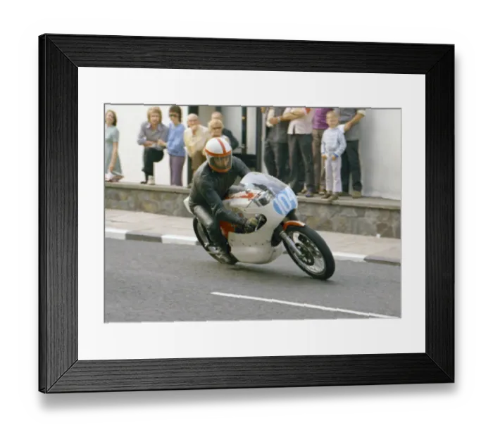 Framed Print : Pete Lovatt (Yamaha) 1975 Junior Manx Grand Prix Framed Print : Pete Lovatt (Yamaha) 1975 Junior Manx Grand Prix