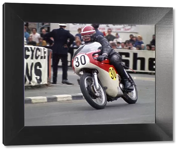 Norman Tierney (Norton) 1968 Senior Manx Grand Prix