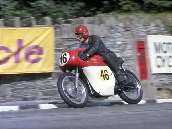 Roger Bowring (Triumph) 1967 Senior Manx Grand Prix
