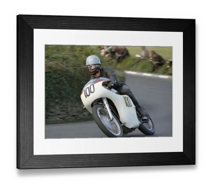 Framed Print : Dave Harrison (Norton) 1967 Senior Manx Grand Prix Framed Print : Dave Harrison (Norton) 1967 Senior Manx Grand Prix