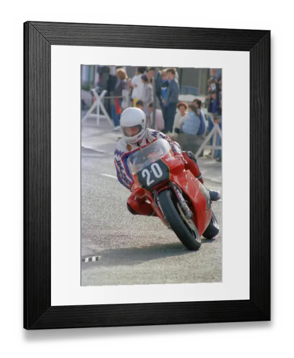 Framed Print : Ray Swann (P&M Kawasaki) 1986 Formula Two TT Framed Print : Ray Swann (P&M Kawasaki) 1986 Formula Two TT