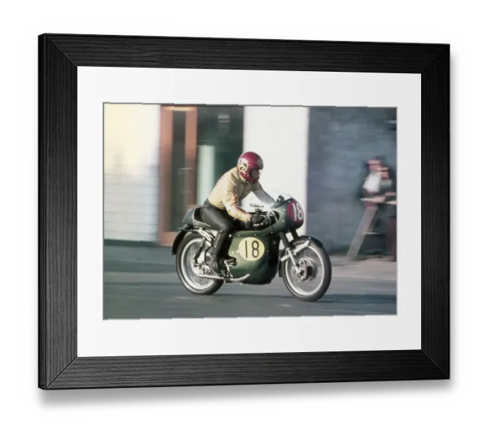Framed Print : Danny Shimmin (Velocette) 1975 Production TT