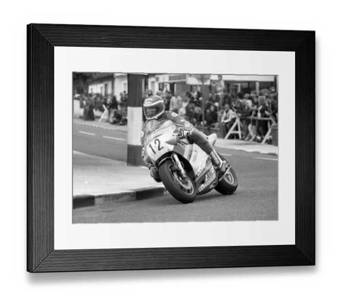 Framed Print : Gary Padgett (Suzuki) 1986 Formula One TT Framed Print : Gary Padgett (Suzuki) 1986 Formula One TT