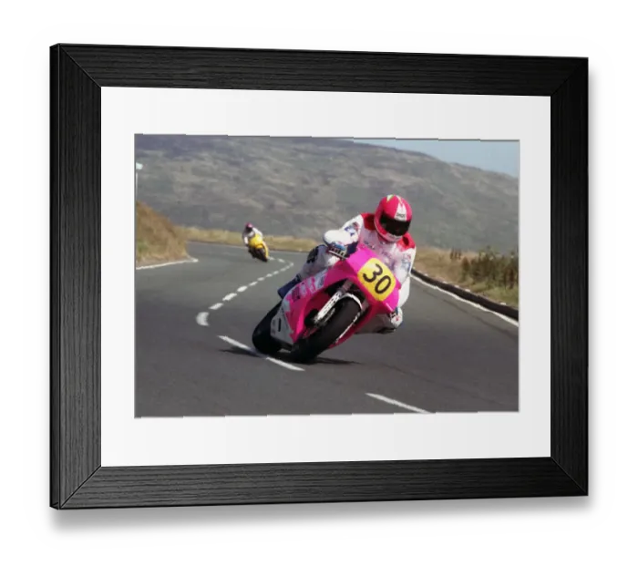 Framed Print : David Prescott (Honda) 1994 Senior Manx Grand Prix Framed Print : David Prescott (Honda) 1994 Senior Manx Grand Prix