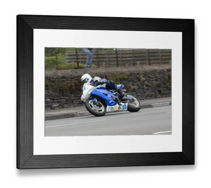 Framed Print : Scott Wilson (Yamaha) 2010 Supersport TT Framed Print : Scott Wilson (Yamaha) 2010 Supersport TT