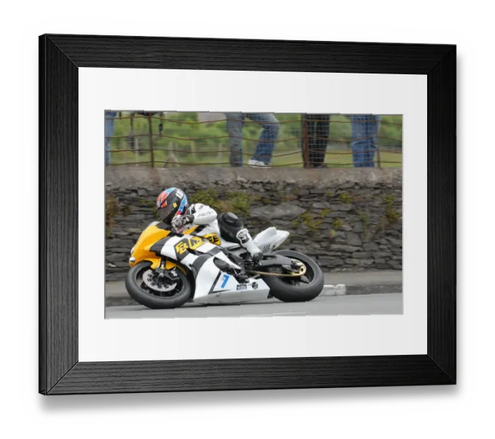 Framed Print : Adrian Archibald (Yamaha) 2010 Supersport TT Framed Print : Adrian Archibald (Yamaha) 2010 Supersport TT