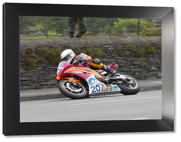 Olie Linsdell (Flitwick Yamaha) 2010 Supersport TT