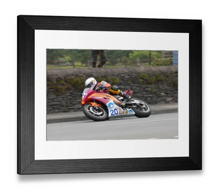 Framed Print : Olie Linsdell (Flitwick Yamaha) 2010 Supersport TT Framed Print : Olie Linsdell (Flitwick Yamaha) 2010 Supersport TT