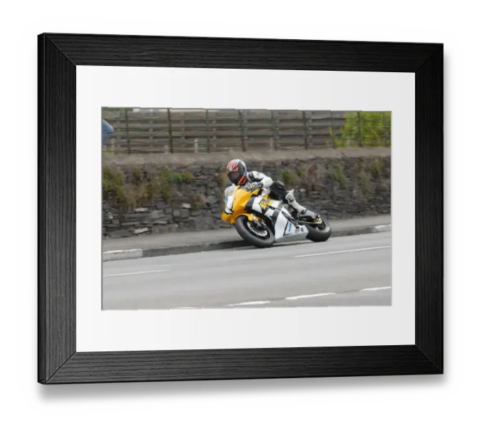 Framed Print : Adrian Archibald (Yamaha) 2010 Supersport TT Framed Print : Adrian Archibald (Yamaha) 2010 Supersport TT