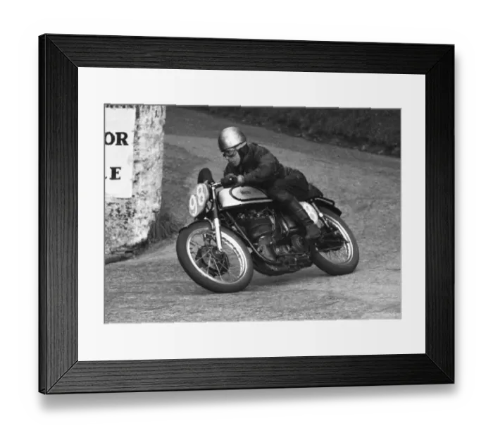 Framed Print : R Jervis (Norton) 1956 Junior Manx Grand Prix Framed Print : R Jervis (Norton) 1956 Junior Manx Grand Prix