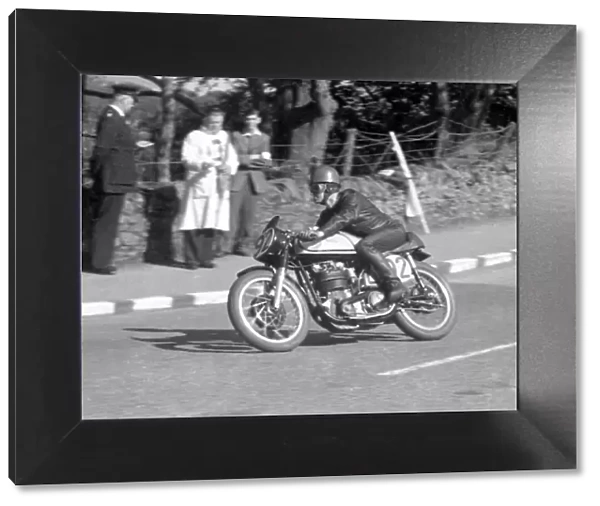 Alan Craven (Norton) 1958 Junior Manx Grand Prix