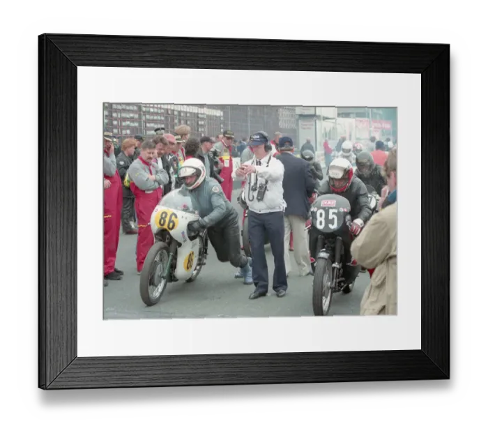 Framed Print : Robert Mullen (Norton) & ? (Velocette) 1995 Classic Parade Framed Print : Robert Mullen (Norton) & ? (Velocette) 1995 Classic Parade