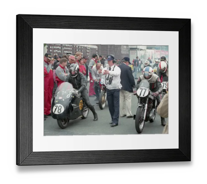 Framed Print : Roy Reid (Norton) & John McMahan (Norton) 1995 Classic Parade Framed Print : Roy Reid (Norton) & John McMahan (Norton) 1995 Classic Parade