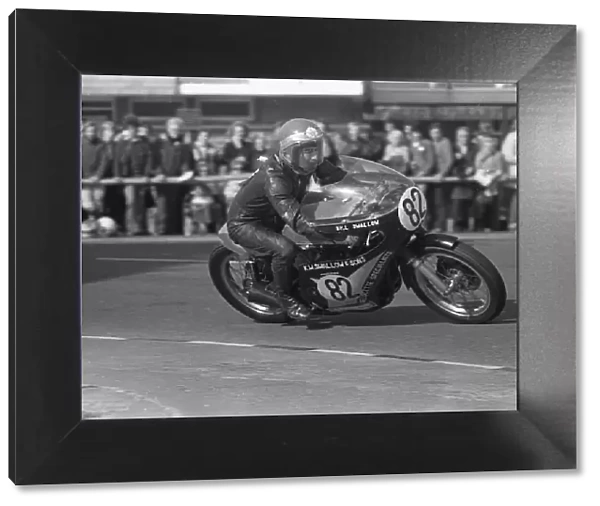 Bill Swallow (Velocette) 1979 Senior Manx Grand Prix
