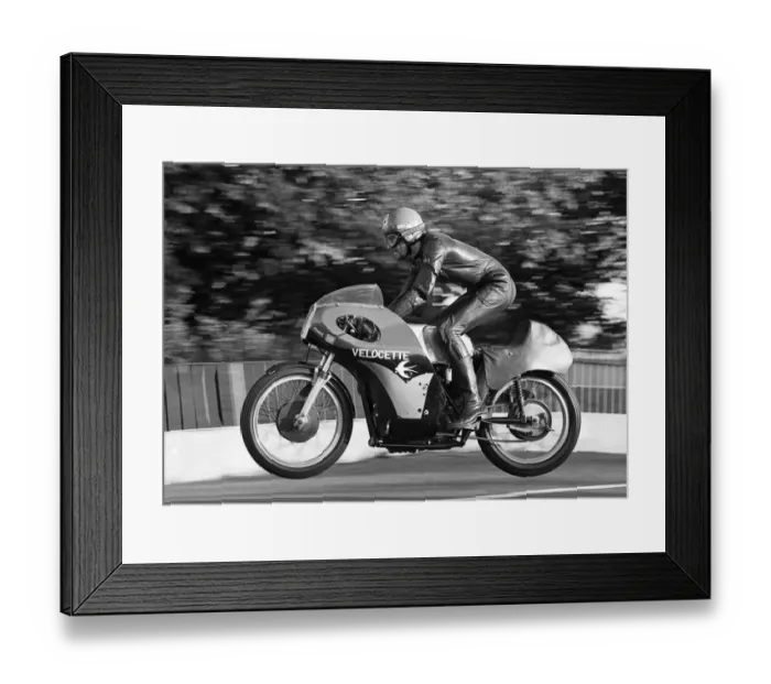 Framed Print : Bill Swallow (Velocette) 1975 Senior Manx Grand Prix Framed Print : Bill Swallow (Velocette) 1975 Senior Manx Grand Prix