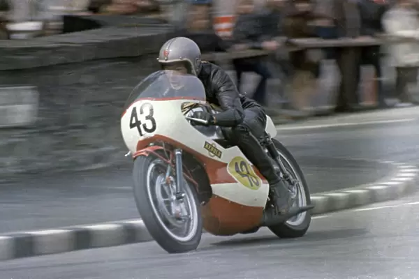 Jeff Wade (Yamaha) 1972 Senior TT