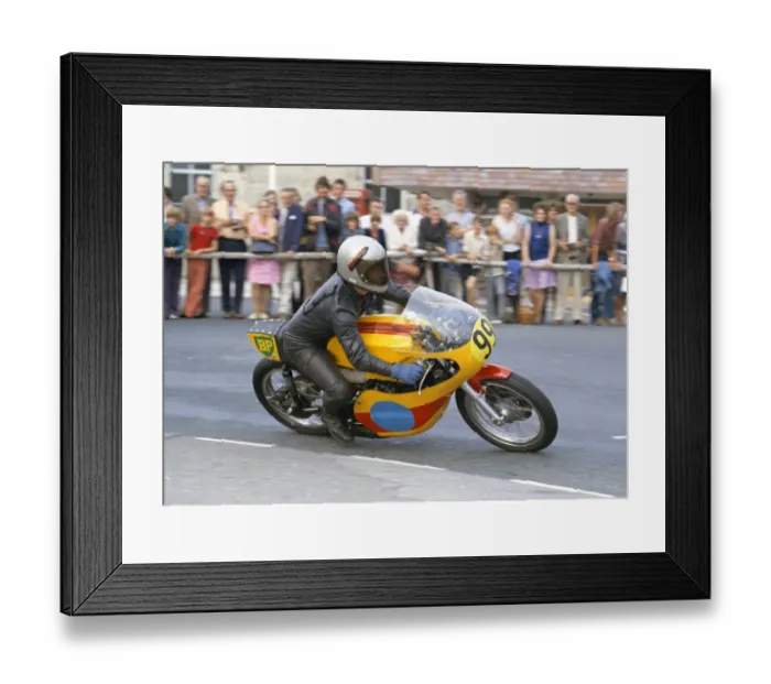 Framed Print : Mal Kirwan (Yamaha) 1975 Senior Manx Grand Prix Framed Print : Mal Kirwan (Yamaha) 1975 Senior Manx Grand Prix