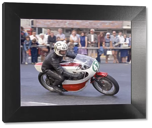 Bill Simpson (Denholm Yamaha) 1975 Lightweight Manx Grand Prix