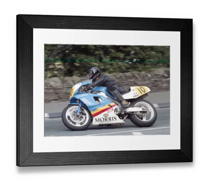 Framed Print : Neil Larsen (Yamaha) 1996 Senior Manx Grand Prix Framed Print : Neil Larsen (Yamaha) 1996 Senior Manx Grand Prix