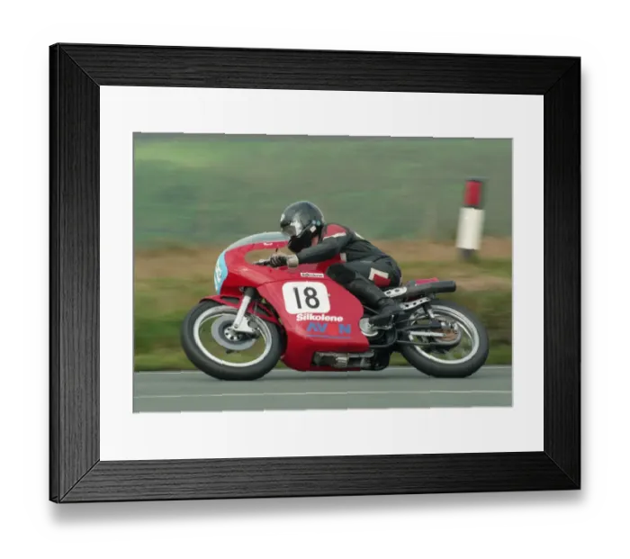 Framed Print : Mervyn Elwood (Seeley 7R) 1996 Junior Classic Manx Grand Prix Framed Print : Mervyn Elwood (Seeley 7R) 1996 Junior Classic Manx Grand Prix