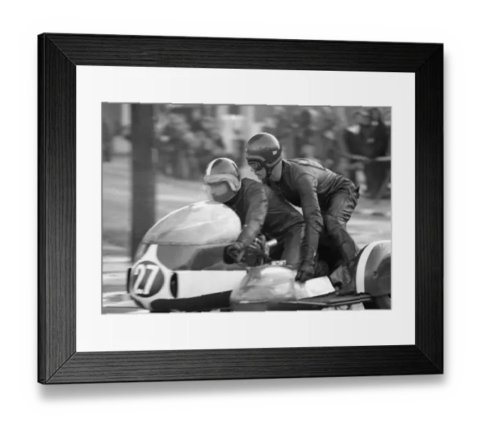 Framed Print : John Barker & Alex MacFadzean (Devimead BSA) 1972 500 Sidecar TT Framed Print : John Barker & Alex MacFadzean (Devimead BSA) 1972 500 Sidecar TT