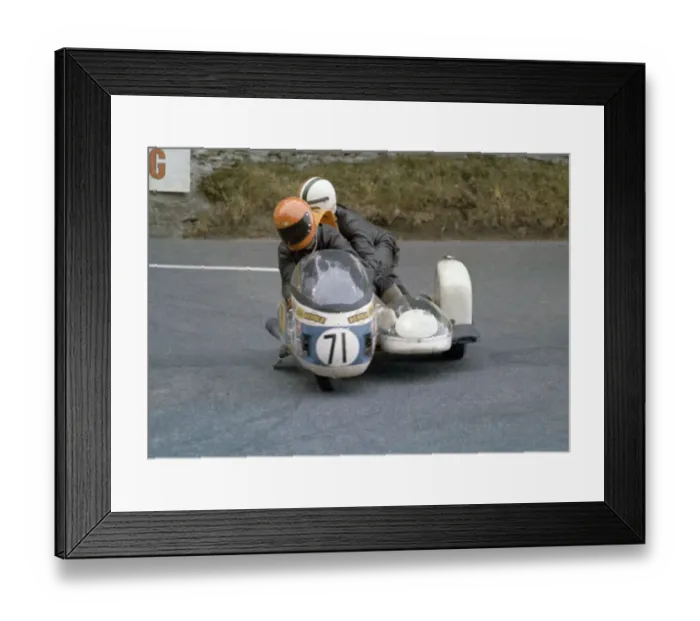 Framed Print : Dave Mallon & J Maher (BMW) 1972 750 Sidecar TT Framed Print : Dave Mallon & J Maher (BMW) 1972 750 Sidecar TT
