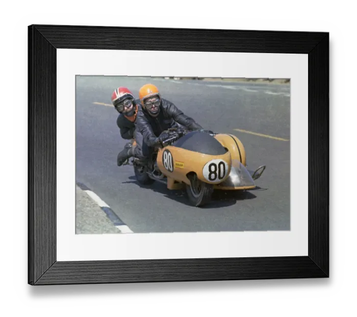 Framed Print : Geoff Davis & M A Mitchison (Triumph) 1972 500 Sidecar TT Framed Print : Geoff Davis & M A Mitchison (Triumph) 1972 500 Sidecar TT
