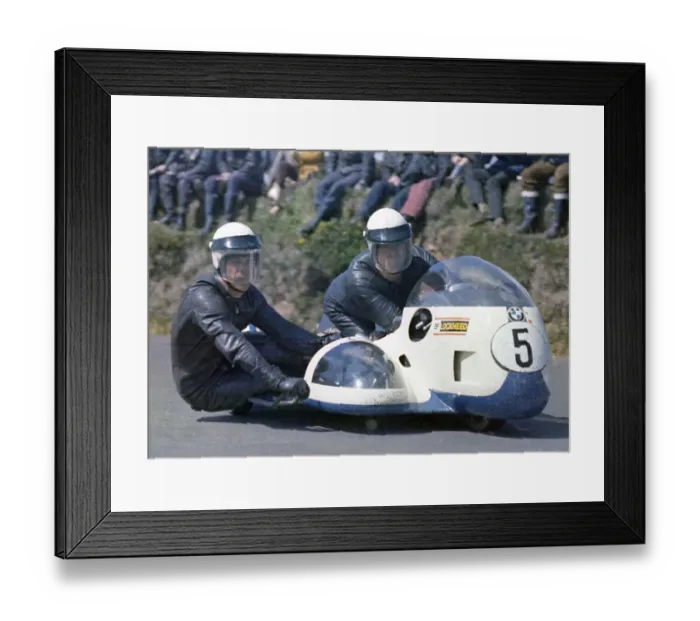 Framed Print : Siegfried Schauzu & Wolfgang Kalauch (BMW) 1972 500 Sidecar TT Framed Print : Siegfried Schauzu & Wolfgang Kalauch (BMW) 1972 500 Sidecar TT