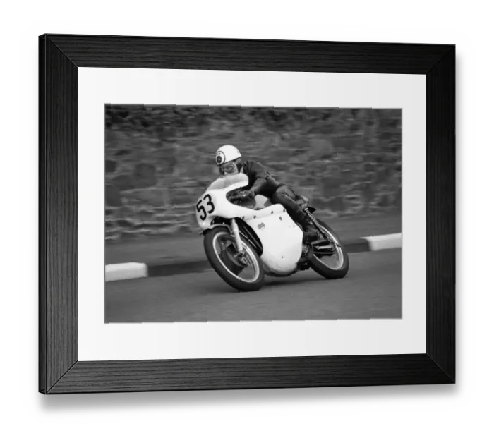 Framed Print : Joe Thornton (Mularney Norton) 1971 Senior Manx Grand Prix Framed Print : Joe Thornton (Mularney Norton) 1971 Senior Manx Grand Prix
