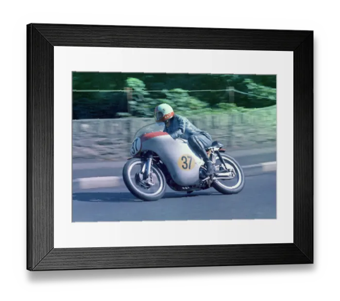 Framed Print : John Taylor (Norton) 1972 Senior Manx Grand Prix Framed Print : John Taylor (Norton) 1972 Senior Manx Grand Prix
