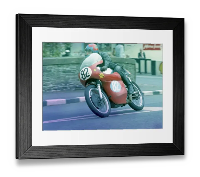 Framed Print : Peter Dickson (Norton) 1972 Junior Manx Grand Prix Framed Print : Peter Dickson (Norton) 1972 Junior Manx Grand Prix