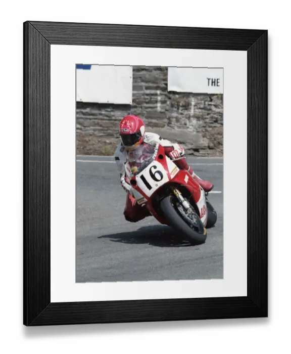 Framed Print : Mark Farmer (Yamaha) 1992 Formula One TT