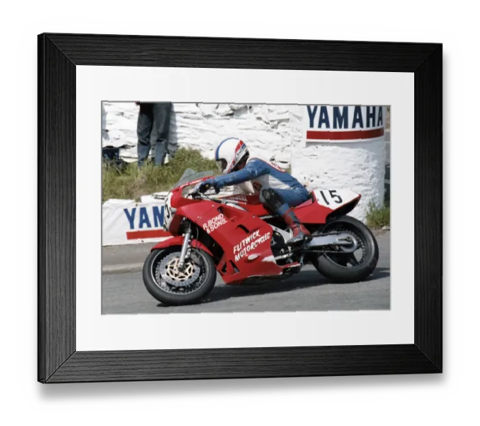 Framed Print : Steve Linsdell (Yamaha) 1992 Formua One TT Framed Print : Steve Linsdell (Yamaha) 1992 Formua One TT