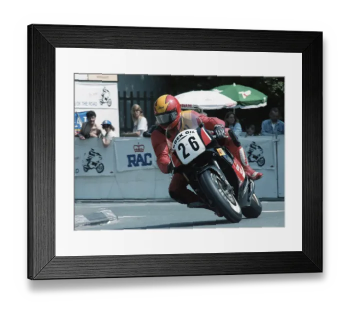 Framed Print : Allan McDonald (Honda) 1992 Formua One TT Framed Print : Allan McDonald (Honda) 1992 Formua One TT