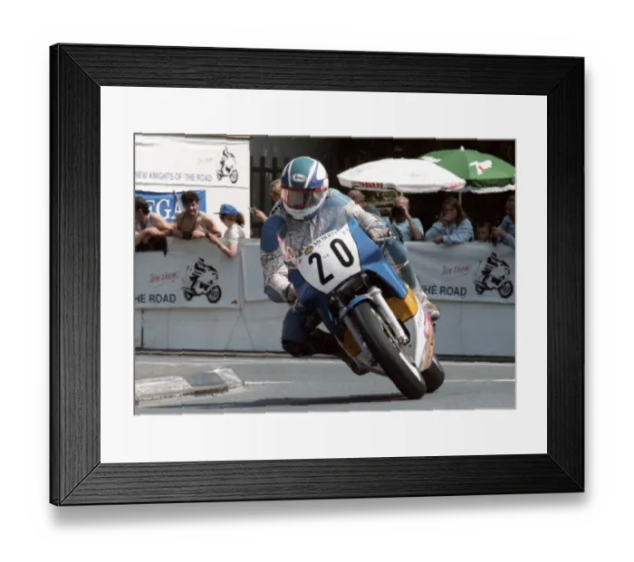Framed Print : Gary Radcliife (Honda) 1992 Formua One TT Framed Print : Gary Radcliife (Honda) 1992 Formua One TT