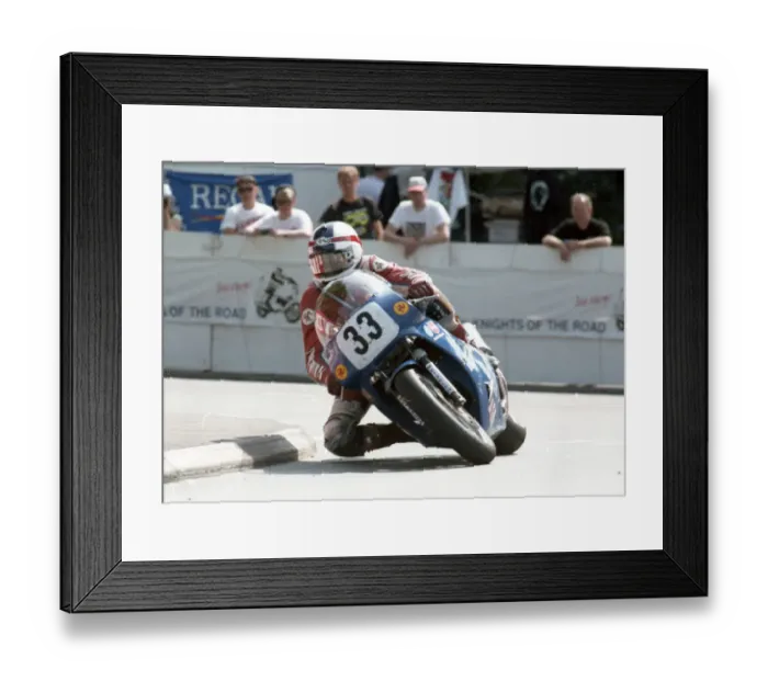Framed Print : Dave Madsen-Mygdal (Honda) 1992 Senior TT Framed Print : Dave Madsen-Mygdal (Honda) 1992 Senior TT