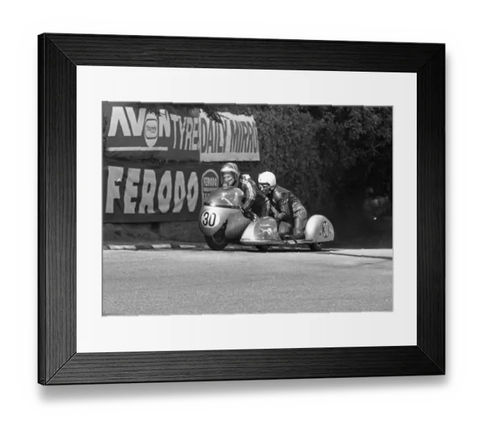 Framed Print : Jack Trustham & A Notman (Seeley) at Governors Bridge: 1973 500 Sidecar TT Framed Print : Jack Trustham & A Notman (Seeley) at Governors Bridge: 1973 500 Sidecar TT
