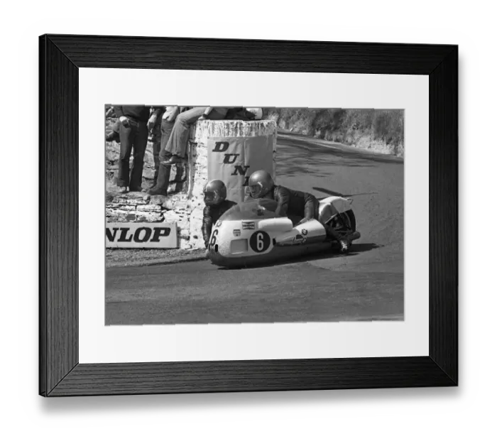 Framed Print : Siegfried Schauzu & Wolfgang Kalauch (BMW) at Governors Bridge: 1973 500 Sidecar TT Framed Print : Siegfried Schauzu & Wolfgang Kalauch (BMW) at Governors Bridge: 1973 500 Sidecar TT