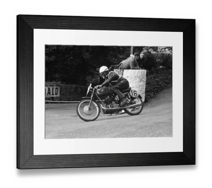 Framed Print : Bill Maddrick (MV) 1955 Ultra Lightweight TT Framed Print : Bill Maddrick (MV) 1955 Ultra Lightweight TT