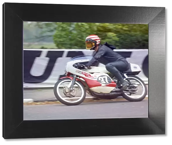 Jan Kostwinder (Yamaha) 1971 Ultra Lightweight TT